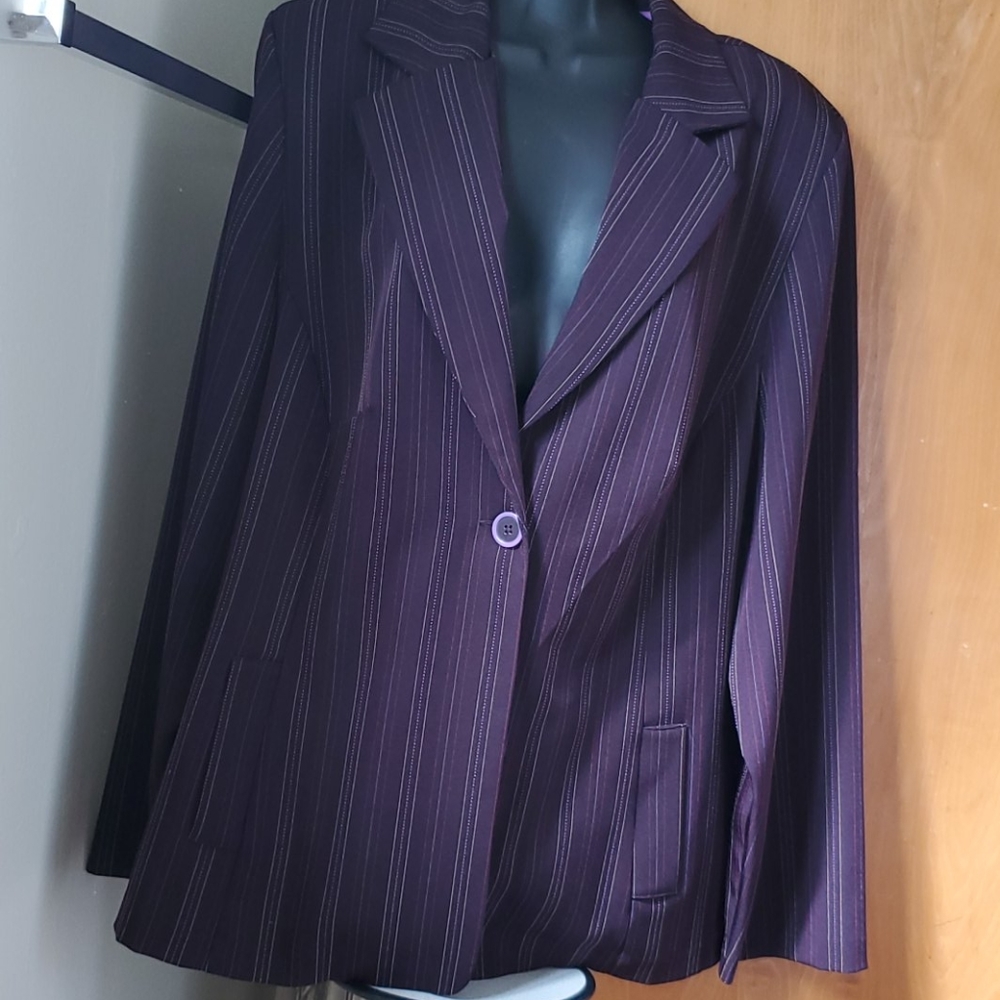 Courtenay 2 pc suit